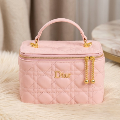 Imported Synthetic Leather Beauty Bag for Women – Stylish Waterproof Makeup Organizer Travel Cosmetic Storage Case (Black)